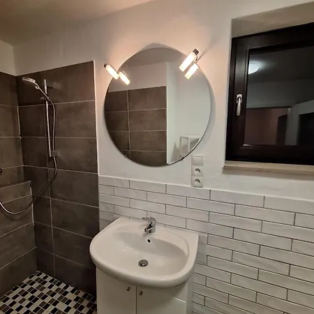 Ferienappartment Im Rheinischen Westerwald شقة *